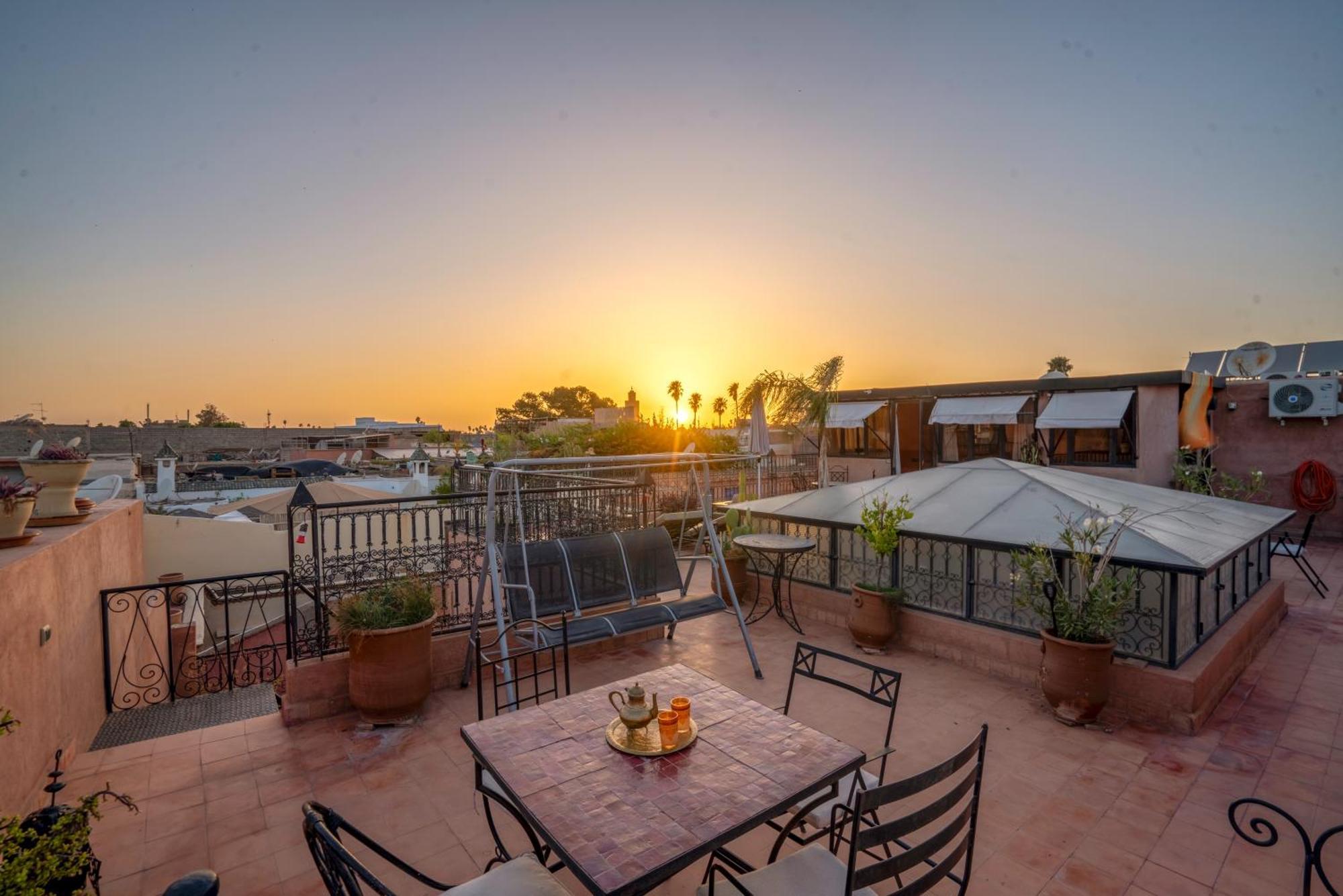Riad Dar Ennakhla Marrakesh Ngoại thất bức ảnh